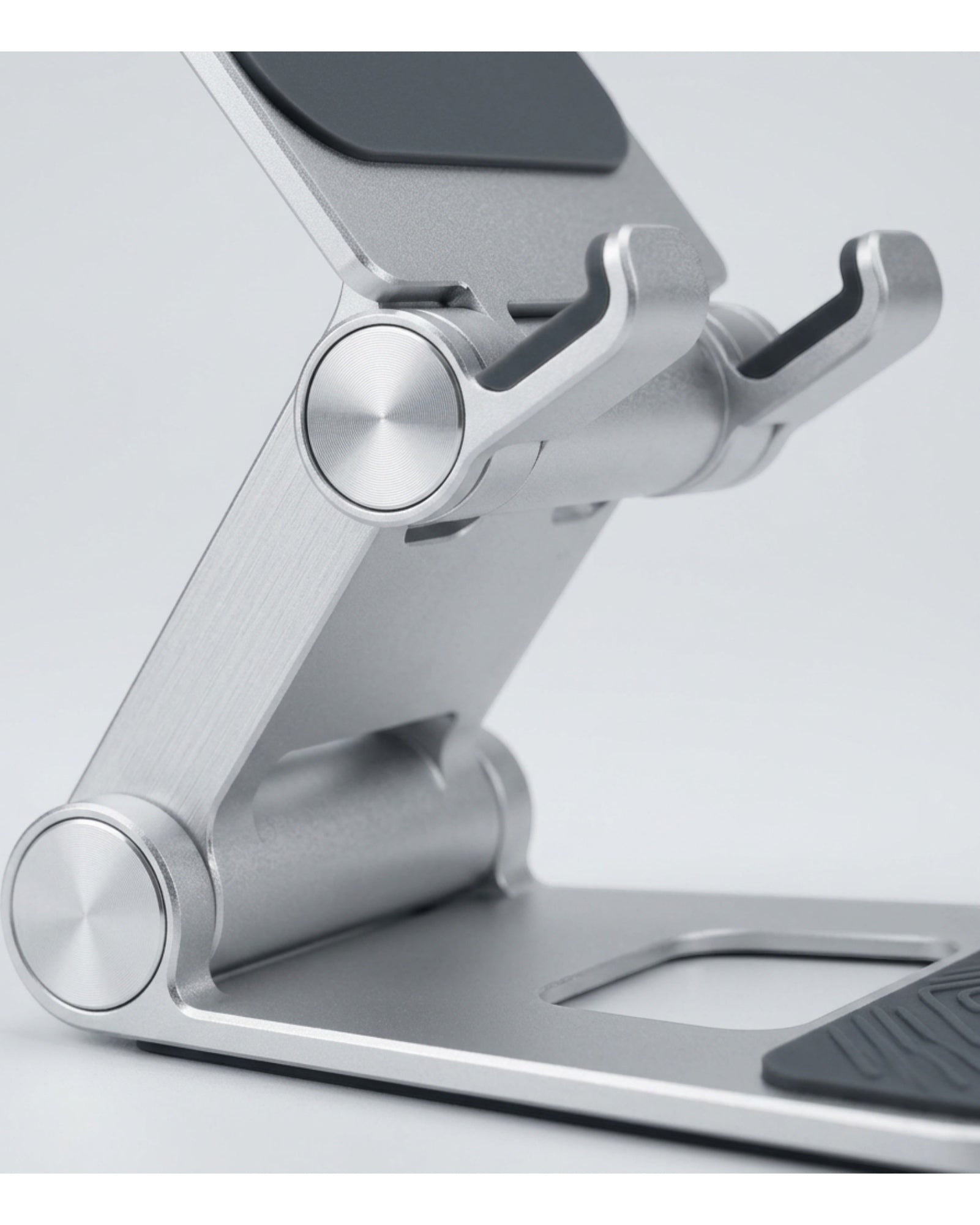 Tovao Foldable Aluminum Phone Stand with Dual Hinge Silver - Detail view